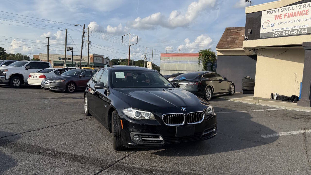 Used 2016 BMW 528i xDrive Sedan AWD/4WD image 5