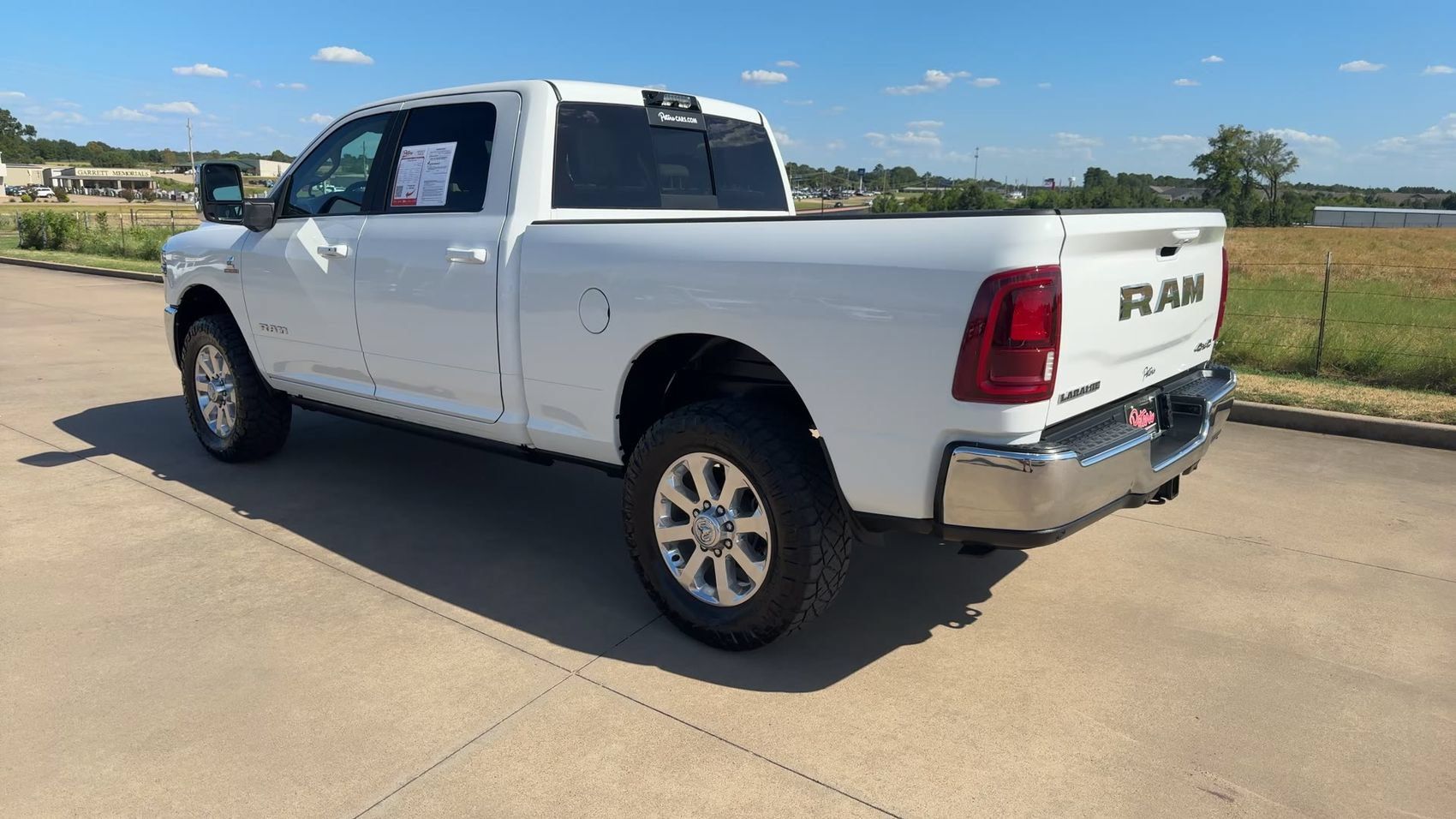 Used 2026 RAM 2500 Laramie AWD/4WD image 7