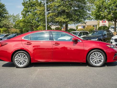Used 2017 Lexus ES 350 FWD image 4