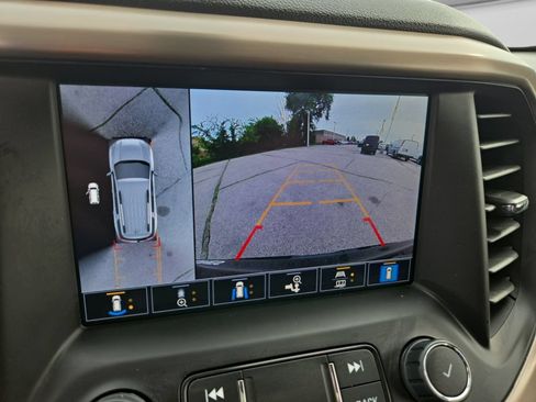 Used 2023 GMC Acadia Denali w/ Denali Technology Package AWD/4WD image 28