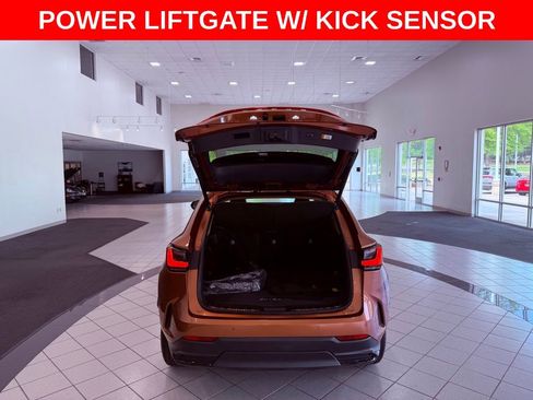 Used 2025 Lexus NX 250 FWD w/ Accessory Package (Z1) image 7
