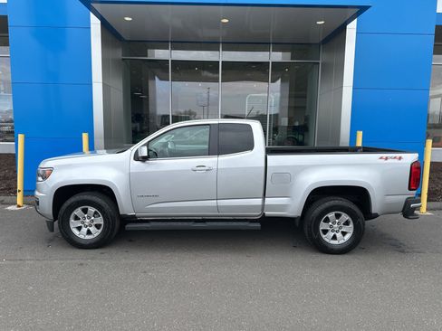 Used 2020 Chevrolet Colorado W/T w/ WT Convenience Package image 8