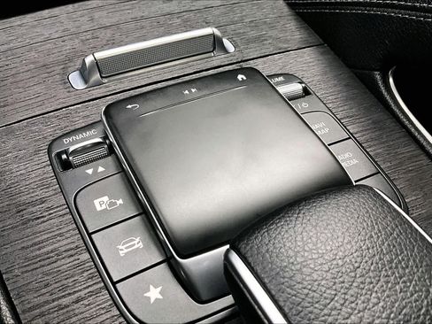 Used 2022 Mercedes-Benz GLE 350 image 33
