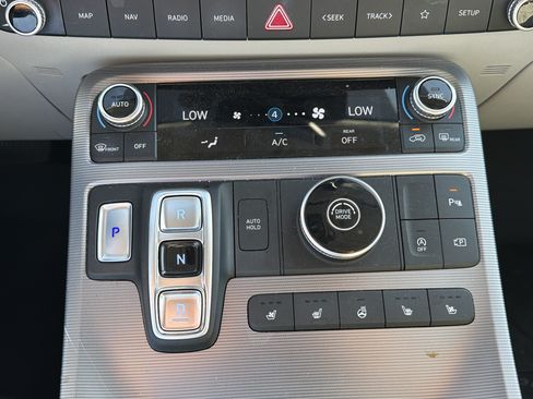 Used 2023 Hyundai Palisade Calligraphy FWD image 20
