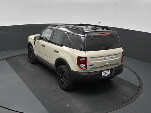 Used 2025 Ford Bronco Sport Badlands w/ Badlands Tech Package AWD/4WD image 46
