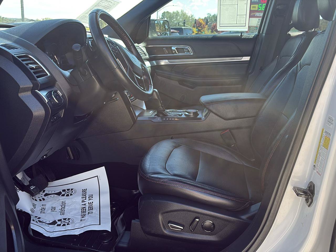 Used 2018 Ford Explorer Sport AWD/4WD image 11