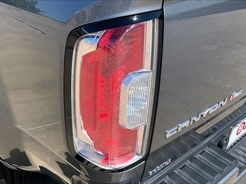 Used 2019 GMC Canyon All Terrain w/ Trailering Package AWD/4WD image 27