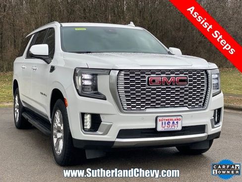 Used 2024 GMC Yukon XL Denali image 9