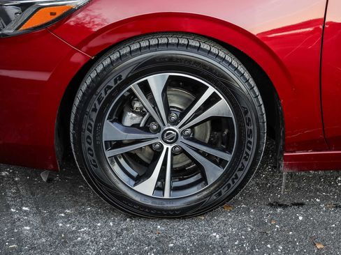 Used 2023 Nissan Sentra SV image 12