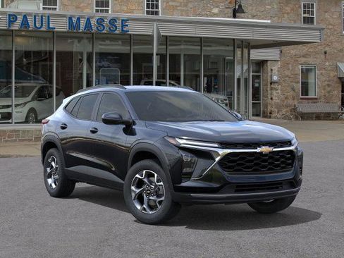 New 2026 Chevrolet Trax LT w/ Driver Confidence Package image 7