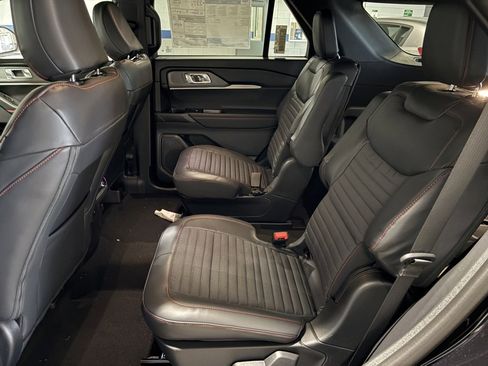 New 2026 Ford Explorer ST-Line image 23