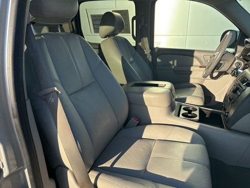 Used 2012 GMC Sierra 1500 SLT w/ Suspension Package, Off-Road image 32