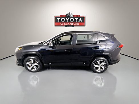 Certified 2025 Toyota RAV4 SE image 5