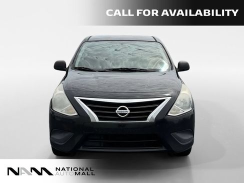 Used 2015 Nissan Versa S FWD image 7