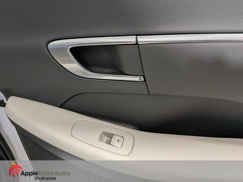 Used 2023 Hyundai Sonata SEL w/ Convenience Package FWD image 28