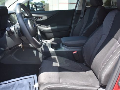Used 2024 Subaru Outback Premium AWD/4WD image 15