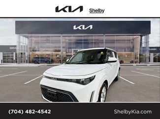 Used 2024 Kia Soul LX w/ Option Group 015 video 1