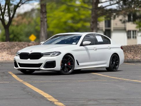 Used 2022 BMW M550i xDrive w/ Executive Package AWD/4WD image 1