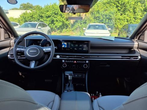 New 2025 Hyundai Santa Cruz SEL image 14