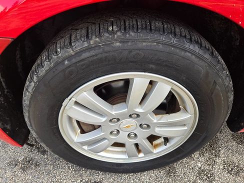 Used 2012 Chevrolet Sonic LT image 36