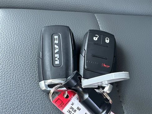 New 2024 RAM 5500 Tradesman image 32