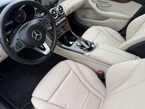 Used 2016 Mercedes-Benz C 300 4MATIC Sedan image 18