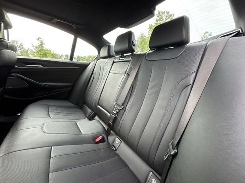 Used 2023 BMW 530i xDrive w/ Premium Package AWD/4WD image 25