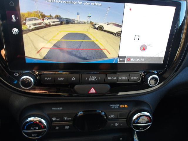 Used 2025 Kia Soul S FWD image 18