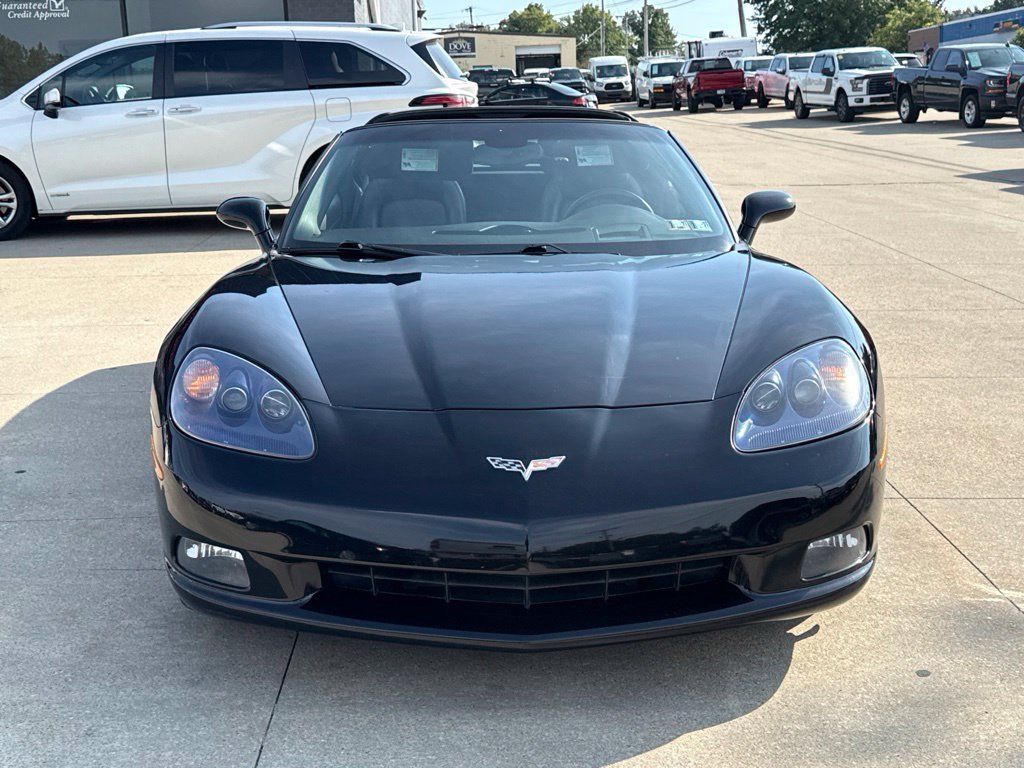 Used 2008 Chevrolet Corvette Coupe w/ Preferred Equipment Group RWD image 20