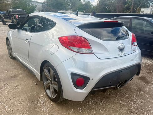 Used 2013 Hyundai Veloster Turbo w/ Ultimate Pkg image 7