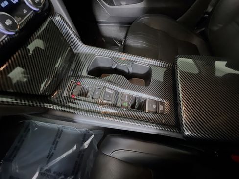 Used 2018 Honda Accord Touring image 25