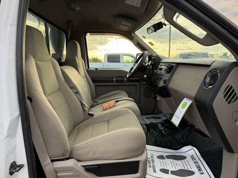 Used 2008 Ford F550 4x4 Regular Cab Super Duty image 18