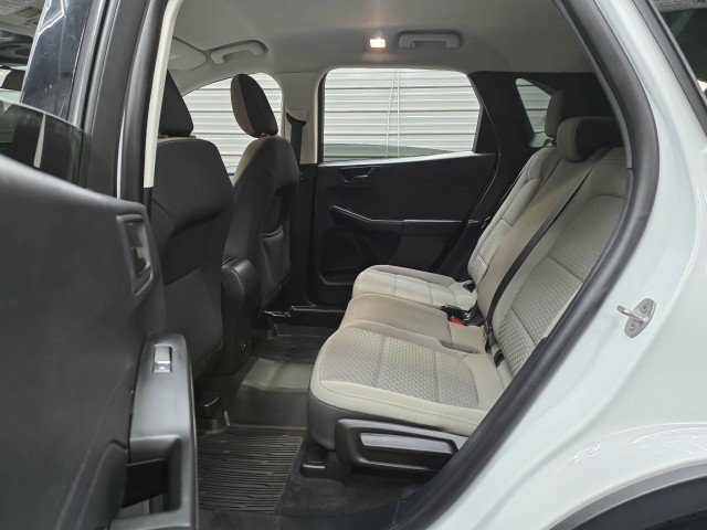 Used 2022 Ford Escape SE AWD/4WD image 16