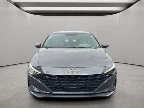 Certified 2023 Hyundai Elantra SEL w/ Convenience Package FWD image 8