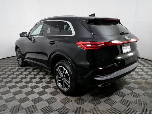 New 2025 Audi Q5 Premium image 28