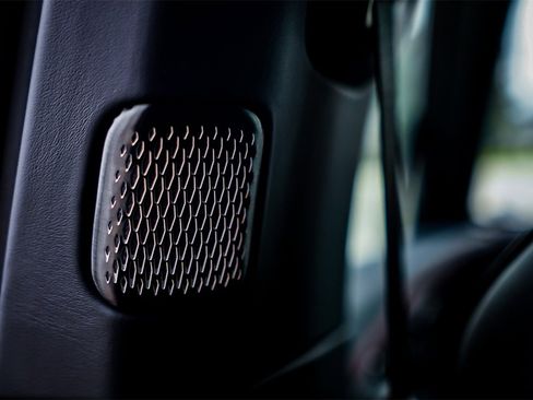 New 2025 Aston Martin DBX 707 image 37