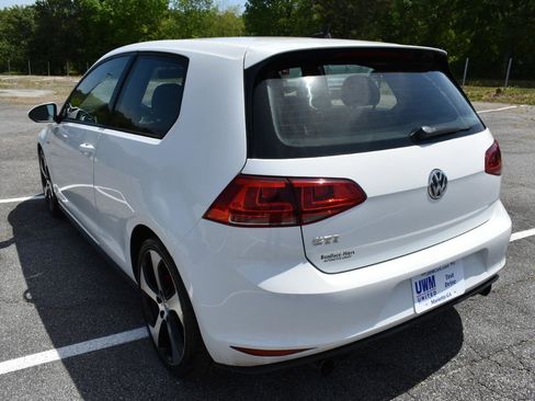 Used 2015 Volkswagen GTI S image 7