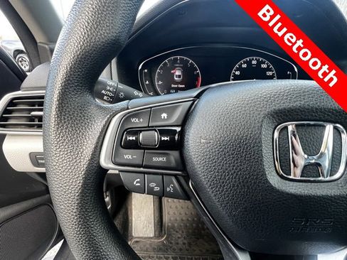 Used 2018 Honda Accord LX image 15