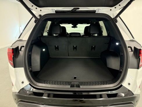 New 2026 GMC Terrain AT4 image 8