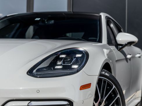 Used 2023 Porsche Panamera Turbo S Executive image 16