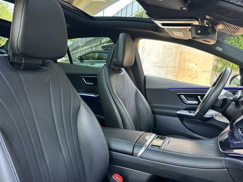 Used 2024 Mercedes-Benz EQE 500 4MATIC Sedan image 32