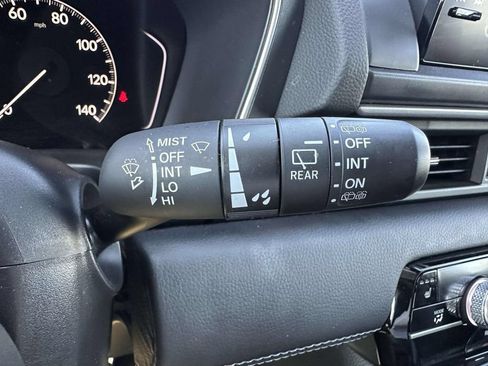 Used 2025 Honda Pilot EX-L image 21