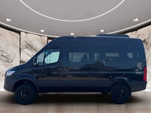 Used 2019 Mercedes-Benz Sprinter 2500 image 5