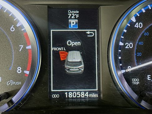 Used 2015 Toyota Highlander Limited Platinum image 19