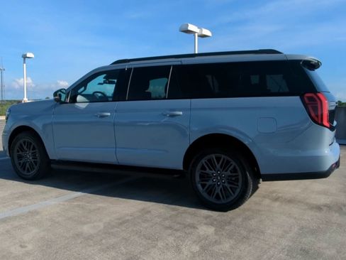 New 2026 Ford Expedition Max Platinum w/ Stealth Appearance Package AWD/4WD image 18