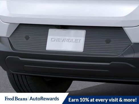 New 2026 Chevrolet Equinox EV LT image 14