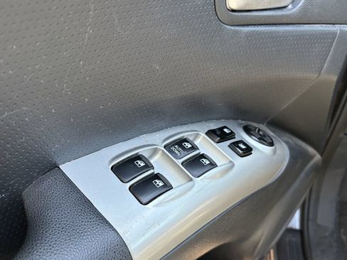 Used 2009 Kia Sportage LX AWD/4WD image 6