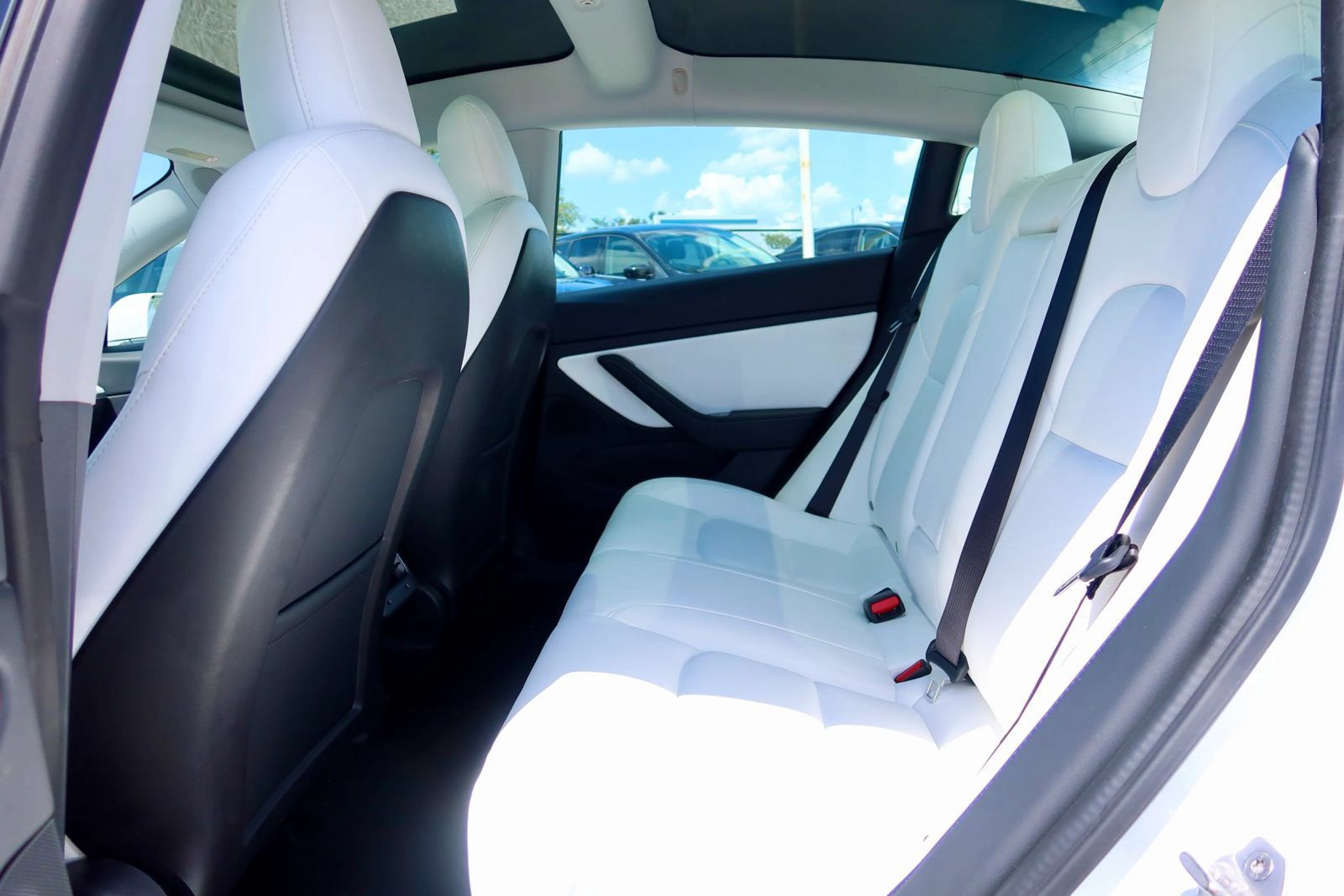 Used 2020 Tesla Model 3 Performance AWD/4WD image 14