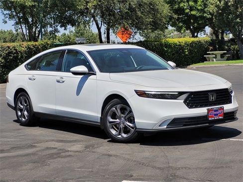 Used 2023 Honda Accord EX image 2