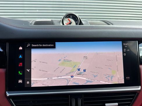 Certified 2023 Porsche Cayenne image 28